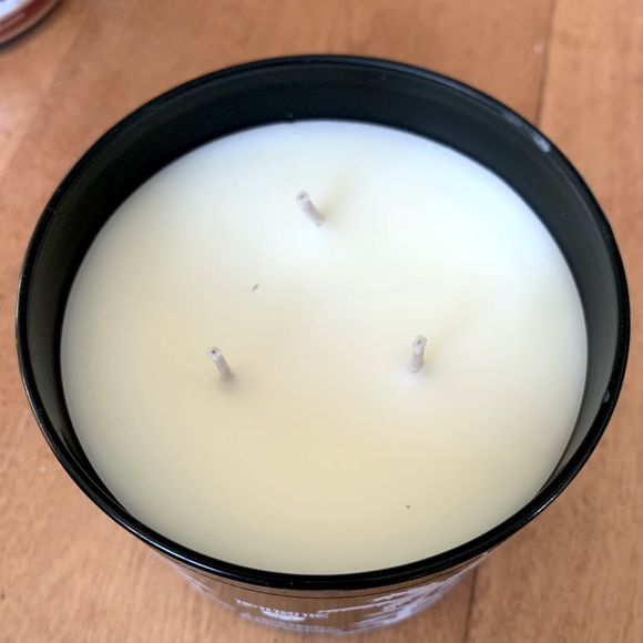 Victoria’s Secret Pink Candle - Picture 3 of 3